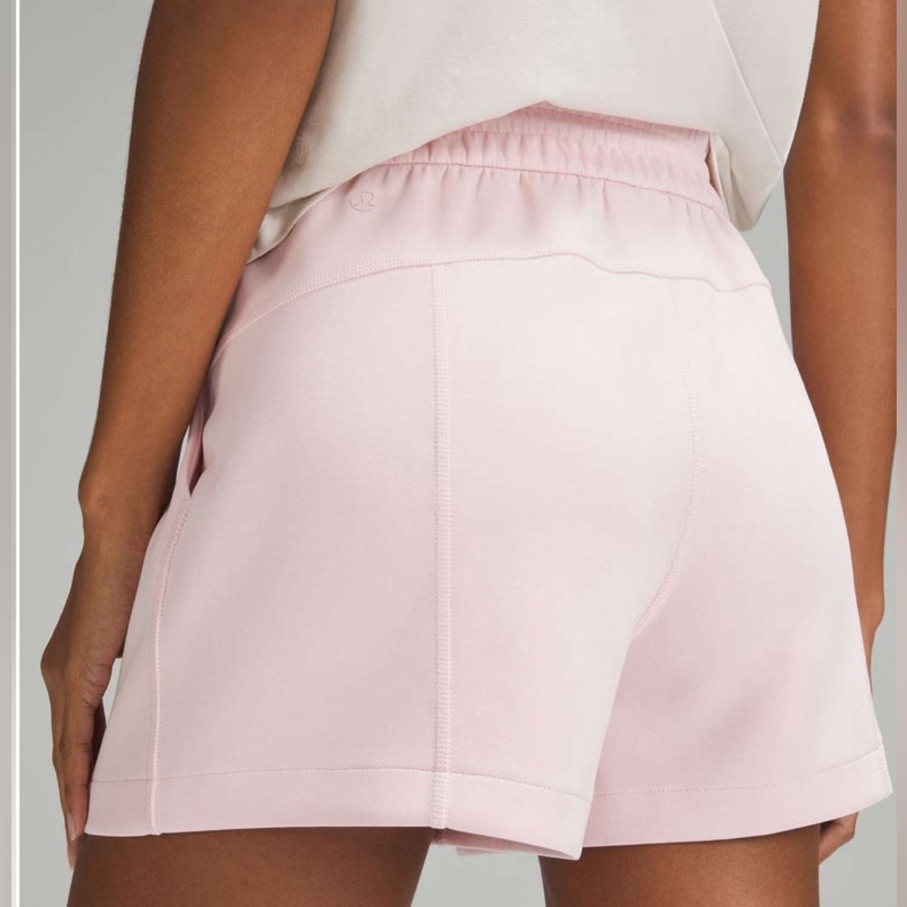 Lululemon Softstreme High Rise Short 4” Flush Pink FUSP NWT 10